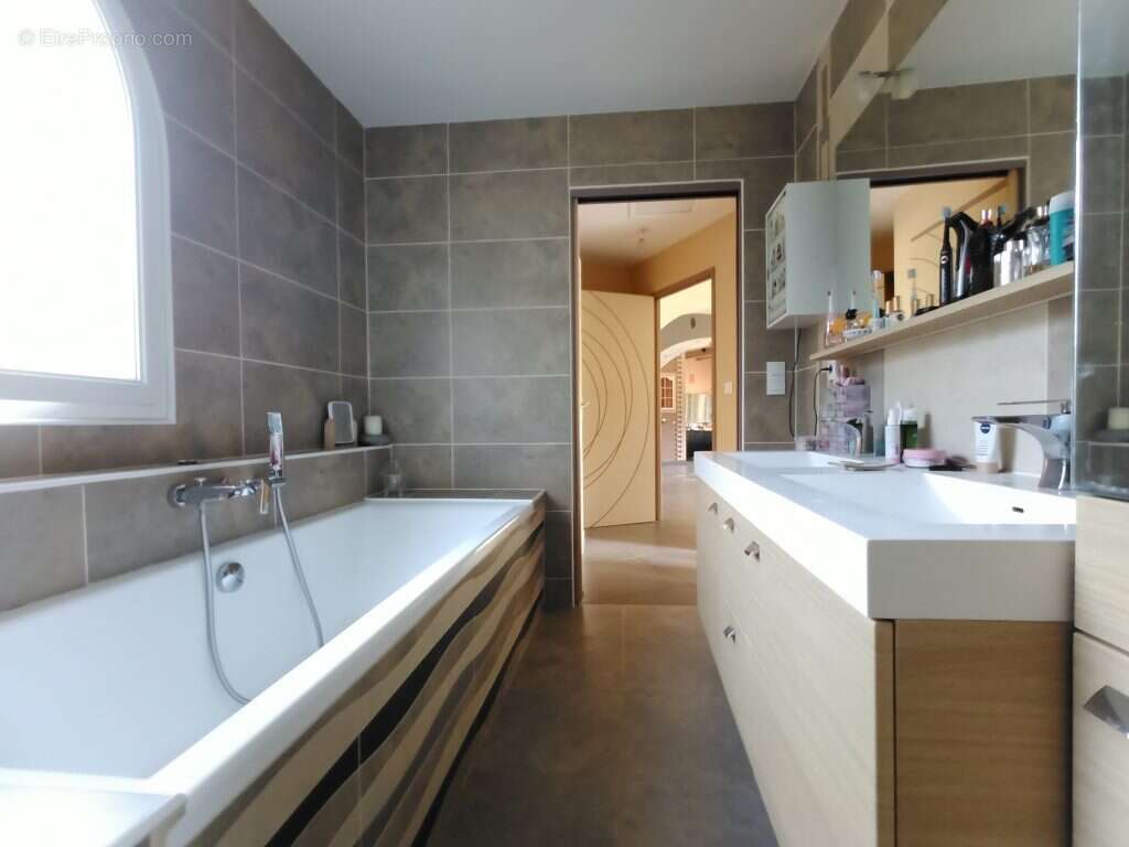 A VENDRE –Maison individuelle -  SAINT AMANS SOULT  81240 - photo 6