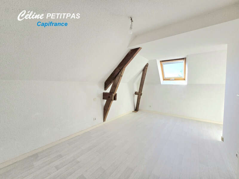 Appartement à MONTFORT-SUR-MEU