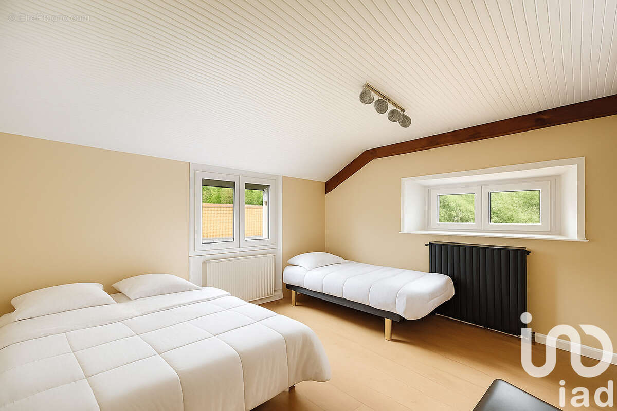 Photo 8 - Autre à LA CAPELLE-LES-BOULOGNE