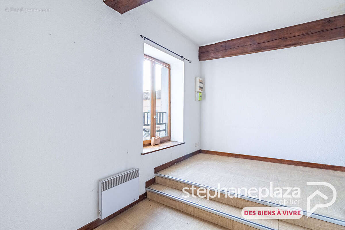 Appartement à VILLARS-LES-DOMBES