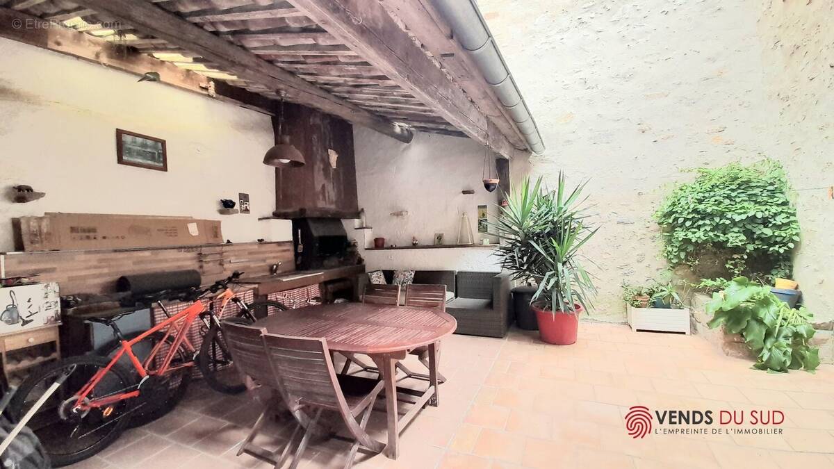 Maison à SAINT-CHINIAN