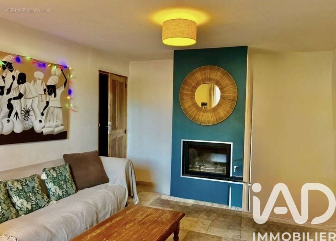 Photo 2 - Maison à SENAS