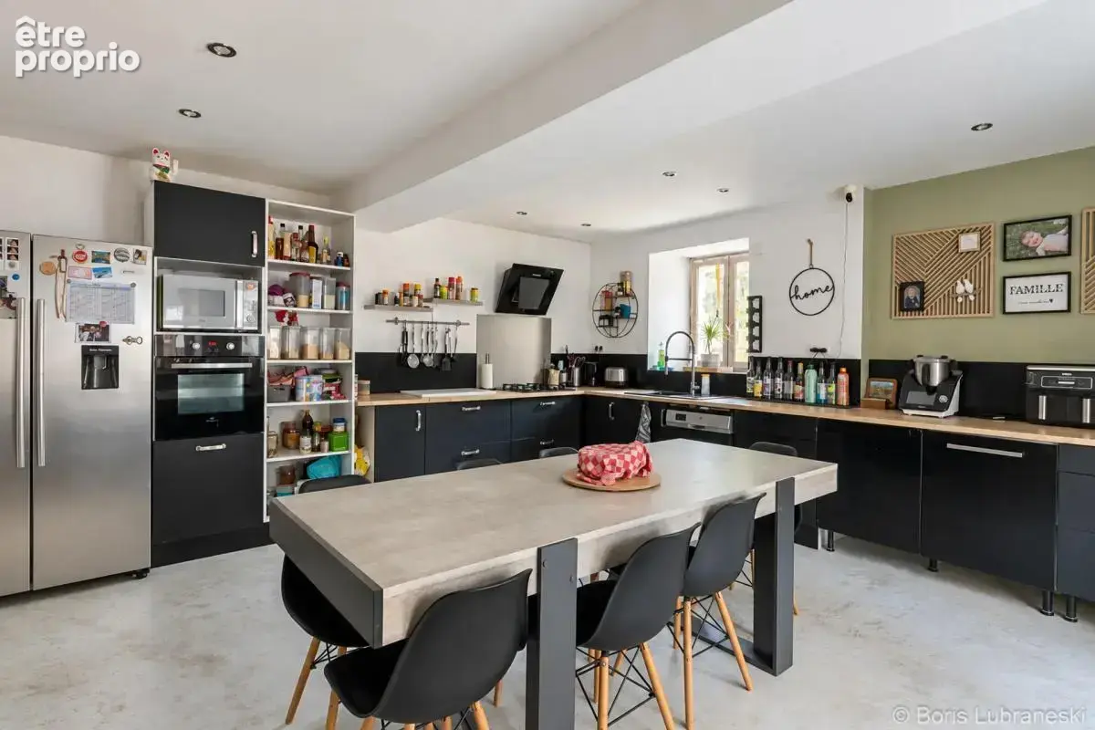 Maison familiale - 8 pièces - 175 m2 à Vermenton - photo 5