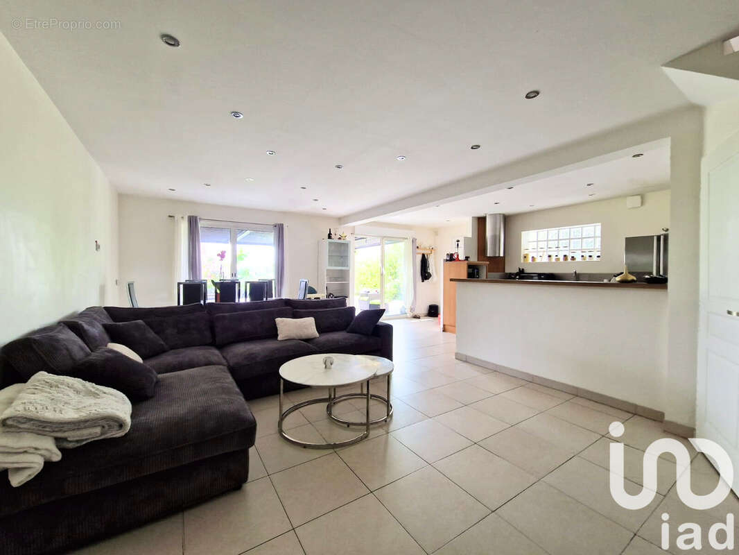 Photo 7 - Maison à JUZIERS