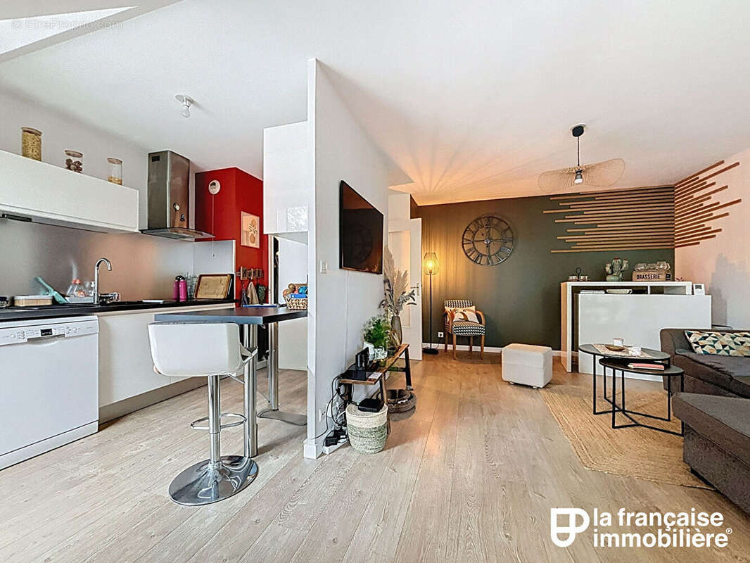 Appartement à CHARTRES-DE-BRETAGNE