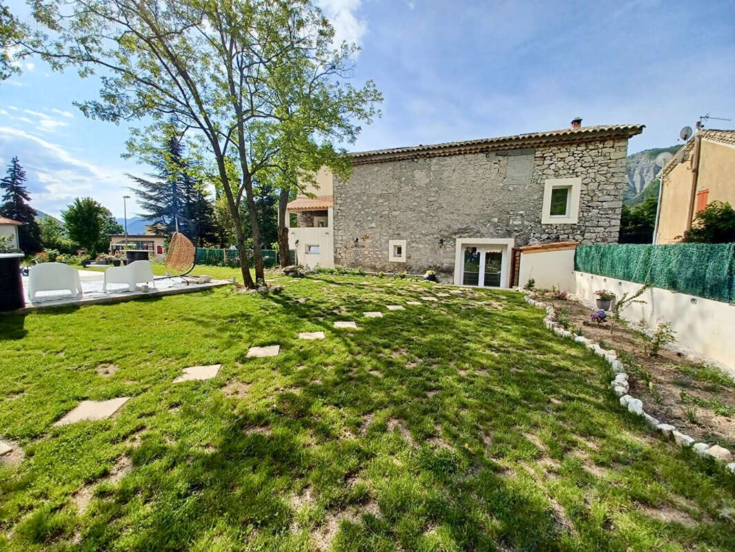 Maison à LES OMERGUES