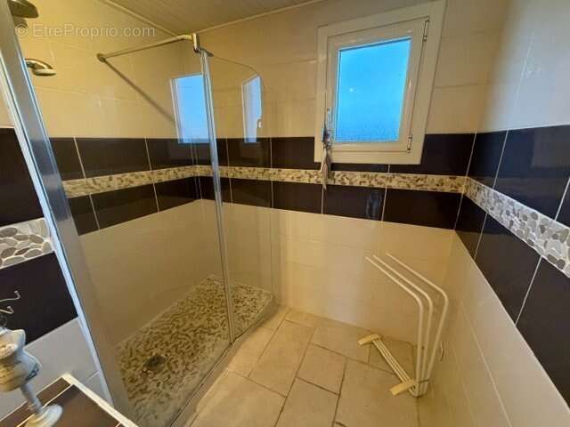 Maison de caractère secteur Veauche – 147 m² sur terrain clos et arboré de 810 m² - photo 11