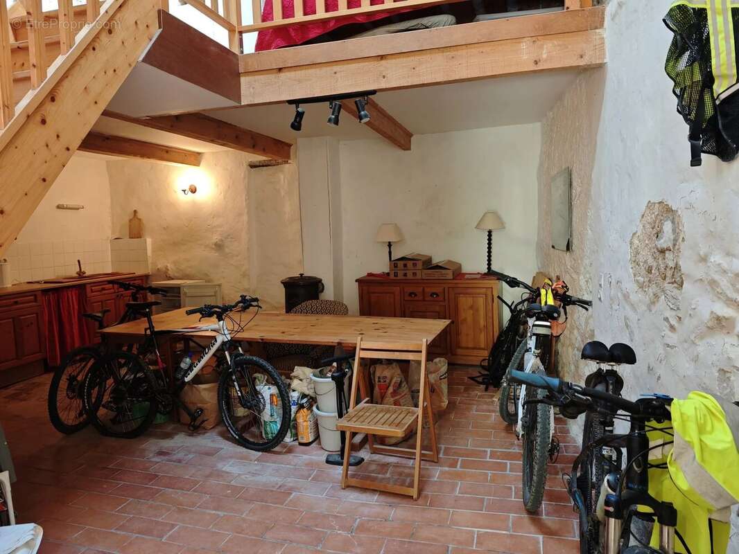 Paziols: Maison en pierres avec 2 annexes - photo 15