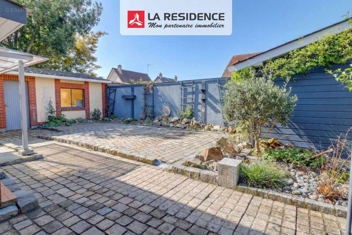 Maison à SOTTEVILLE-LES-ROUEN