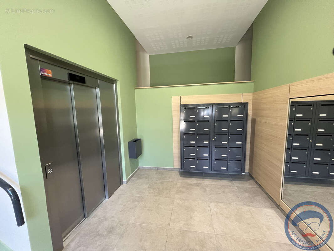 Duplex en vente pour petite famille à La Ville-Aux-Dames - photo 9