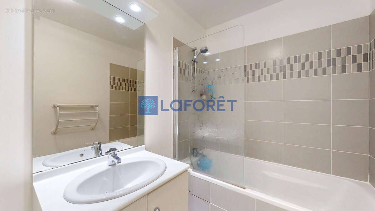 Appartement à ATHIS-MONS