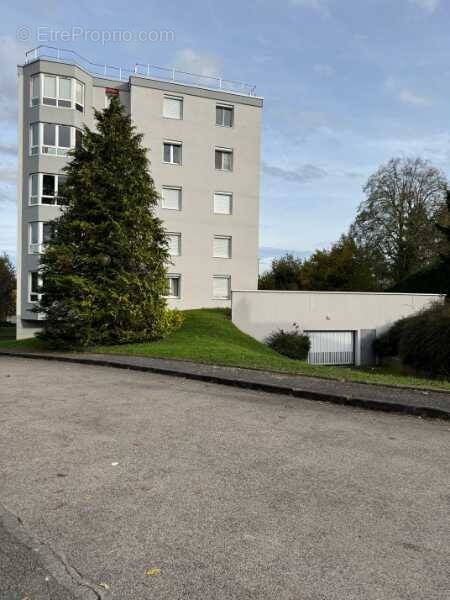 Parking à MONTBELIARD