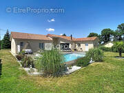 Maison à VEYRAC