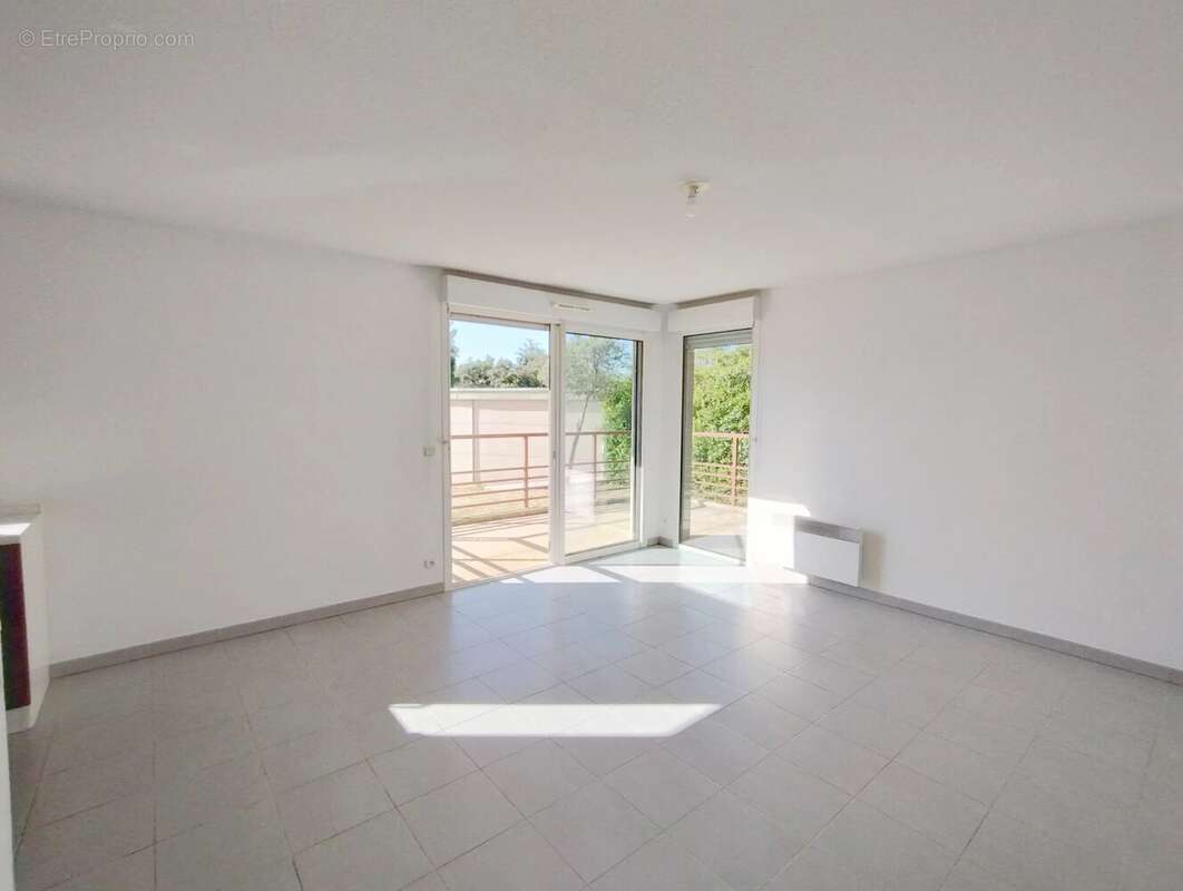 Appartement à FREJUS