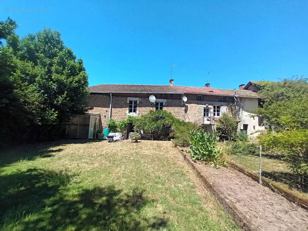 Charmante maison de village avec un potentiel infini ! - photo 19