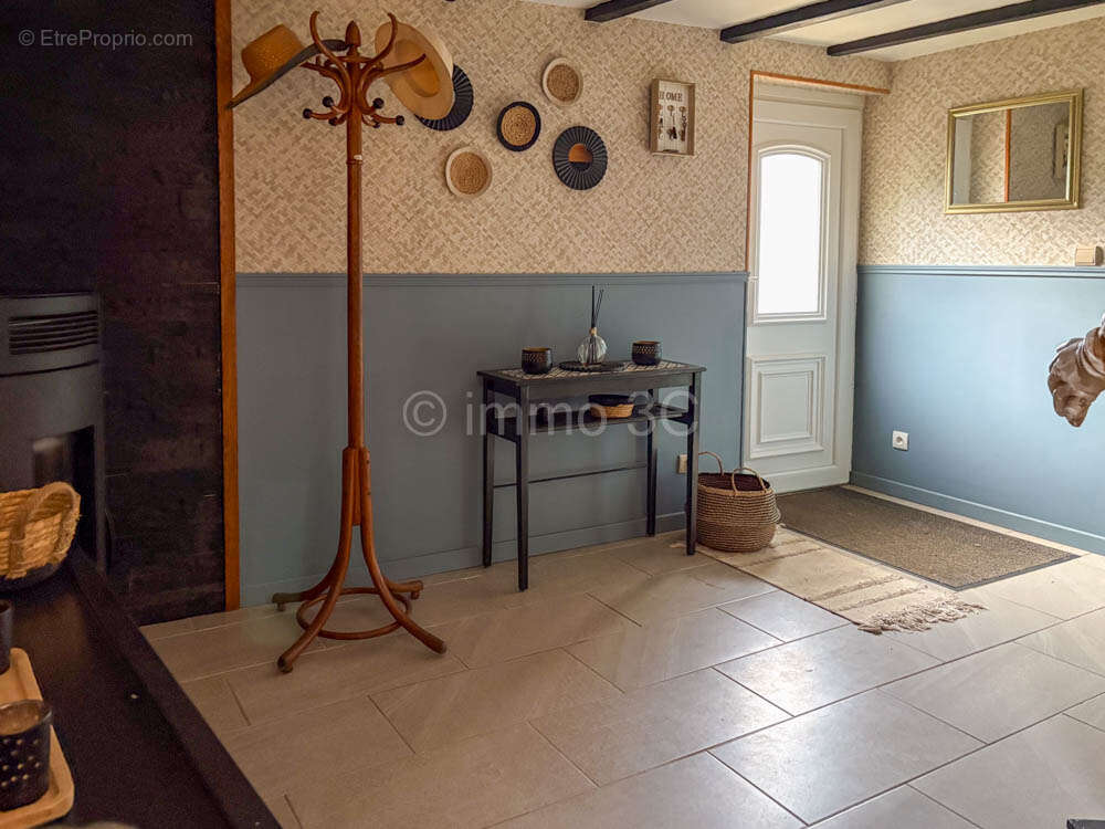 Maison à CHEF-BOUTONNE