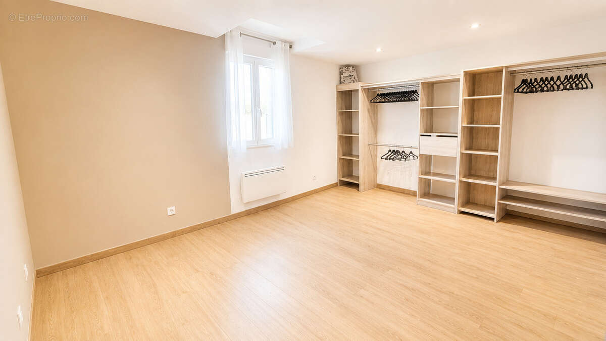 Maison rénovée avec toiture neuve, jardin piscinable et 4 chambres à 5 min de Lézignan-Corbières - photo 6