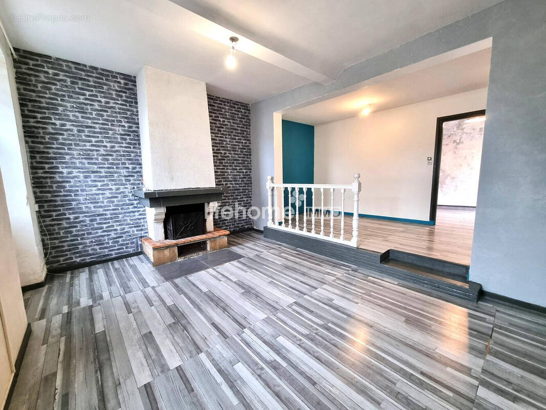 Maison à CAUMONT-L&#039;EVENTE