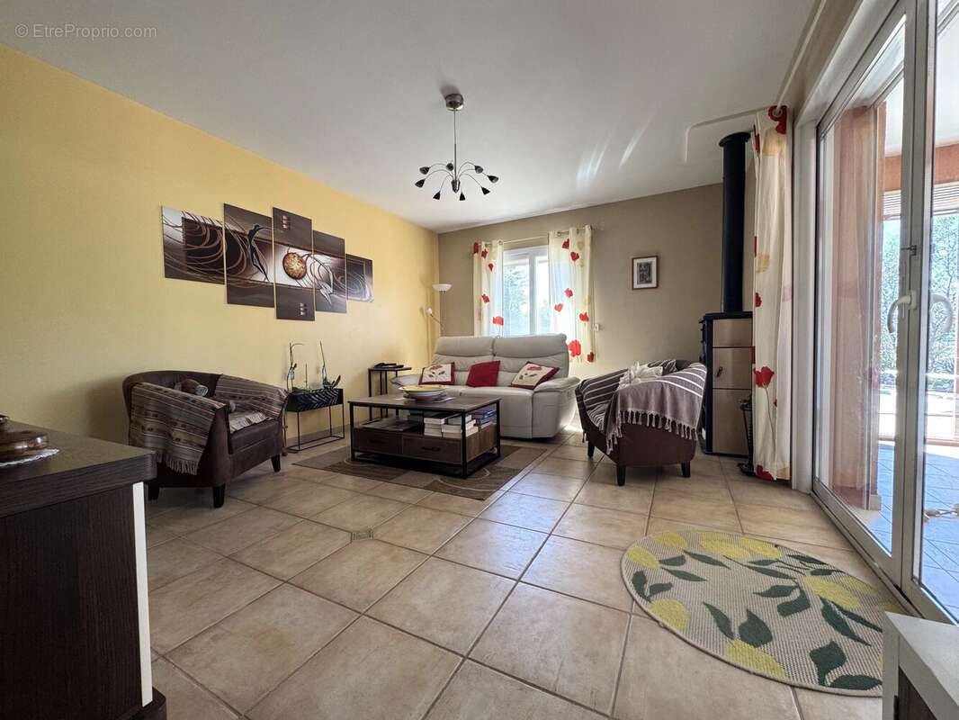 Maison à DRAGUIGNAN