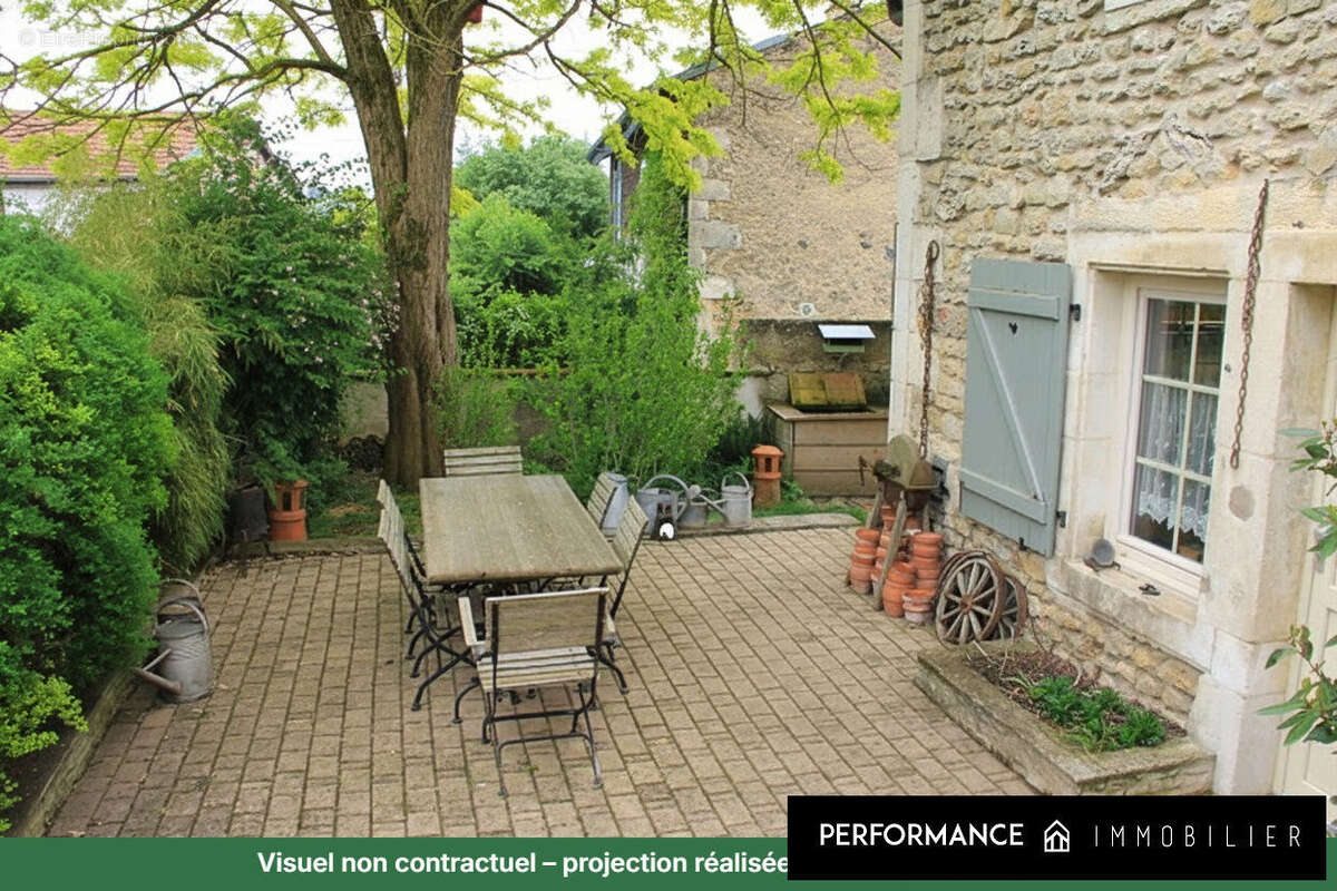 Maison à ALLAMPS