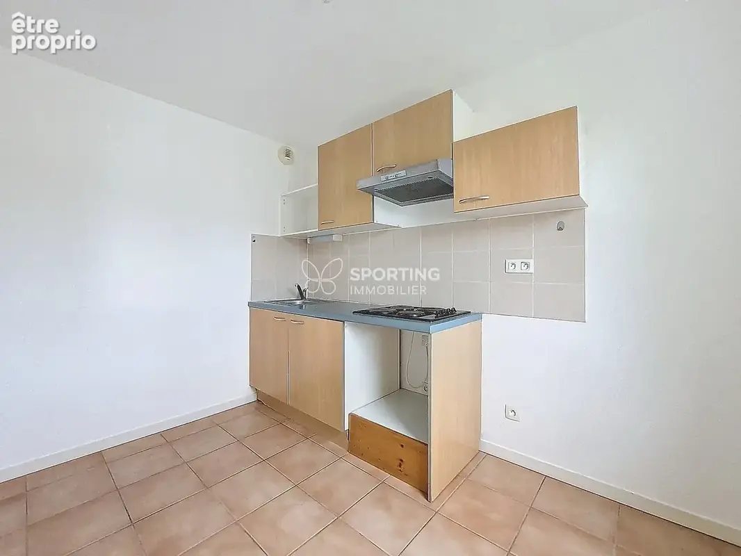 T3 de 65 m² avec une grande terrasse, piscine et salle de sport à Coutras - photo 3