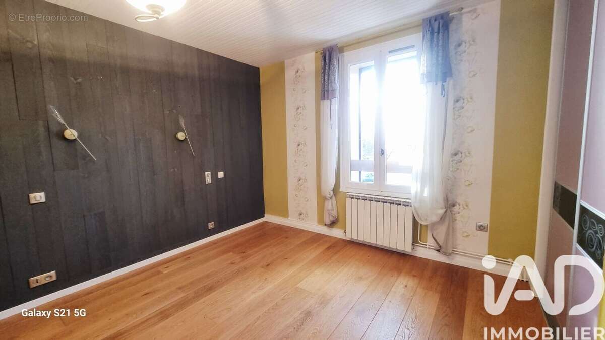 Maison 202 m² à Messeix  - photo 6
