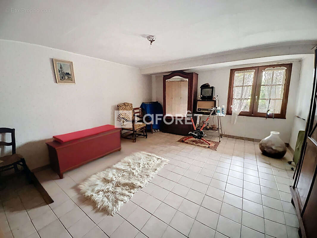 Maison à SAINT-JEAN-SUR-VEYLE