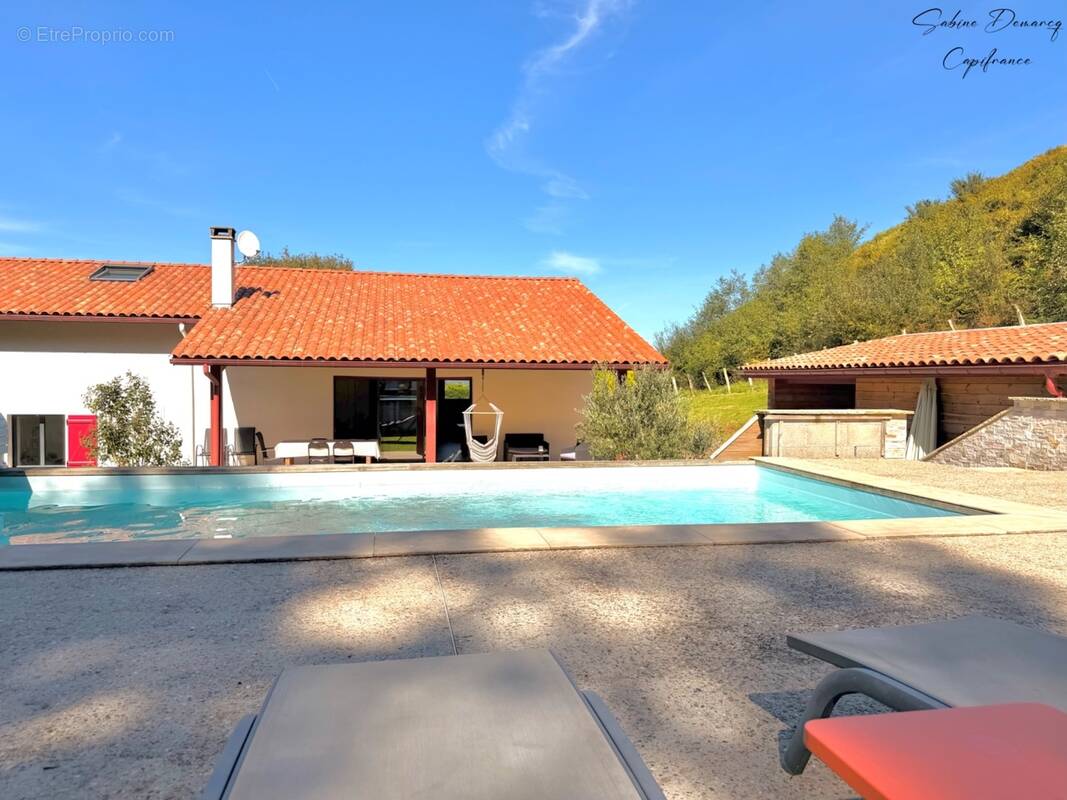 En EXCLUSIVITÉ - Maison Contemporaine avec piscine à ASCAIN - photo 1