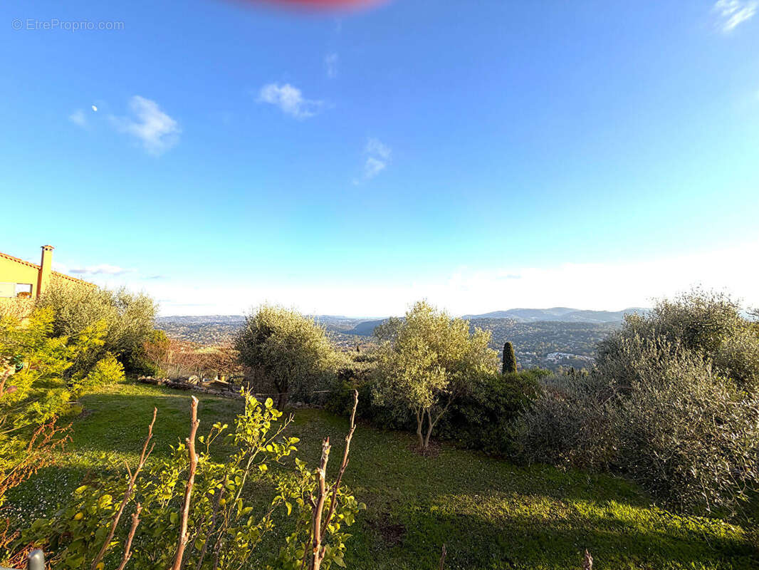 Appartement  T3 Vue Mer,  Jardin. - photo 10
