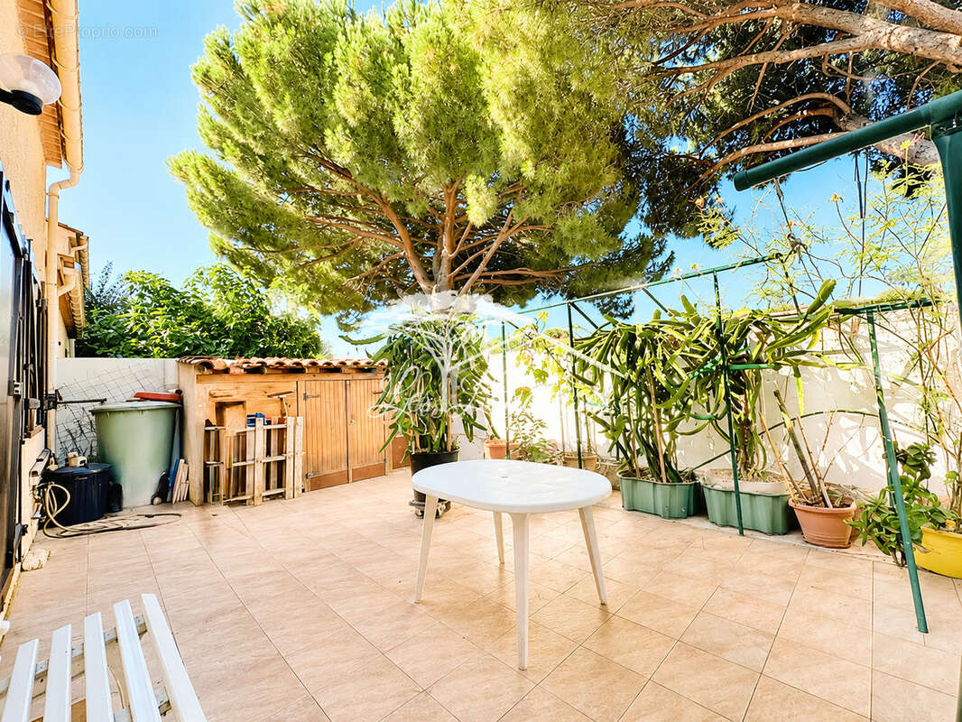 Maison 85 m2 à vendre à La Londe-les-Maures   Centre-ville   3 chambres   Garage   Véranda - photo 8