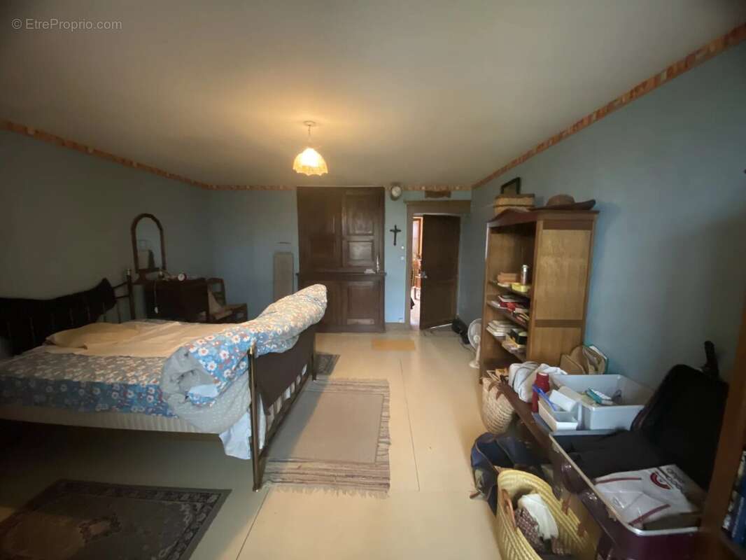 Maison à ROCHES-BETTAINCOURT