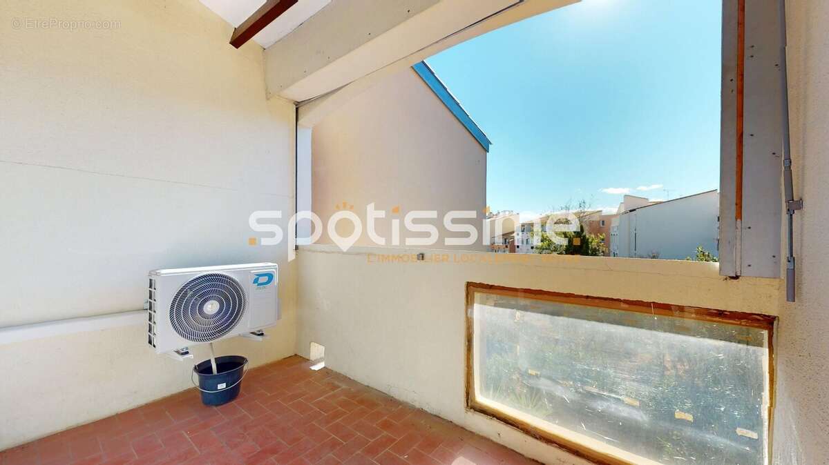 Studio avec balcon, exposition sud-ouest et parking privatif  Cap d'Agde, Centre-Port - photo 10