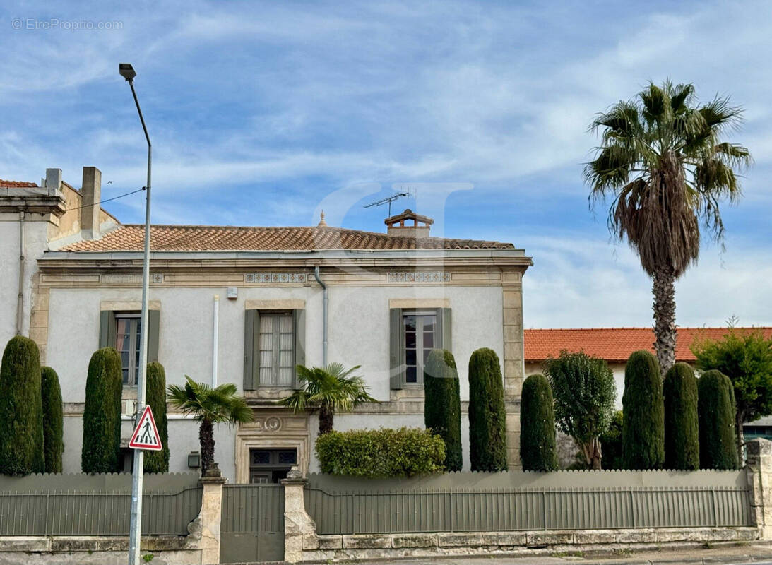 Maison à AIGUES-MORTES