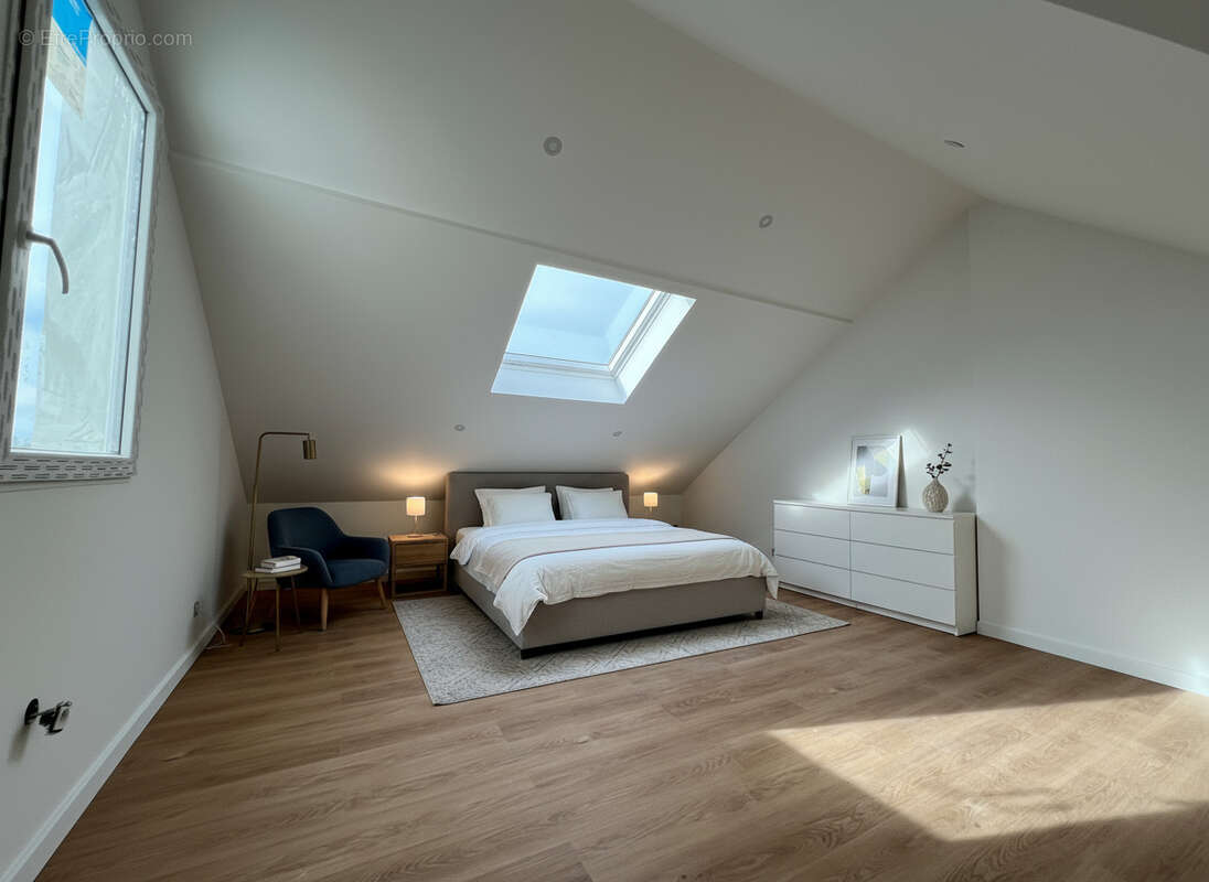 Maison à CARRIERES-SUR-SEINE