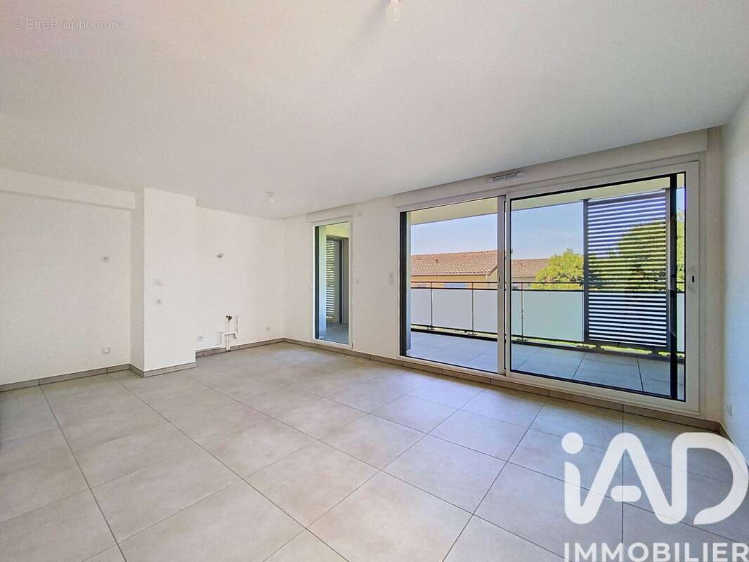 Photo 5 - Appartement à GENAS
