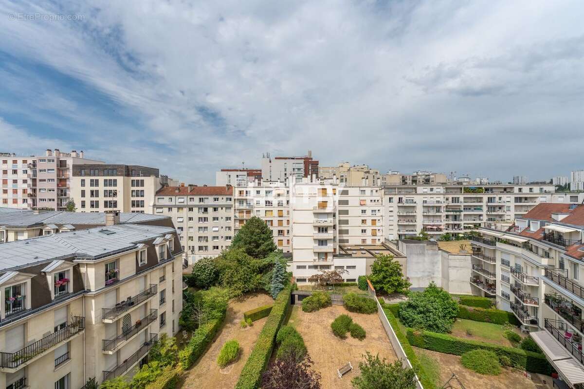 Appartement à BOURG-LA-REINE