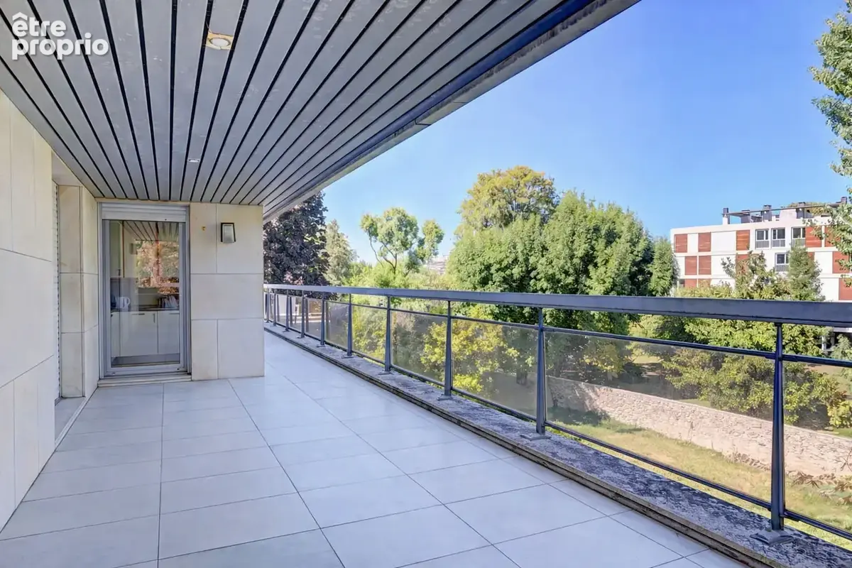 Appartement de 157 m2 en bords de Marne   Quadri-exposition, terrasses, rooftop et ascenseur privatif - photo 6