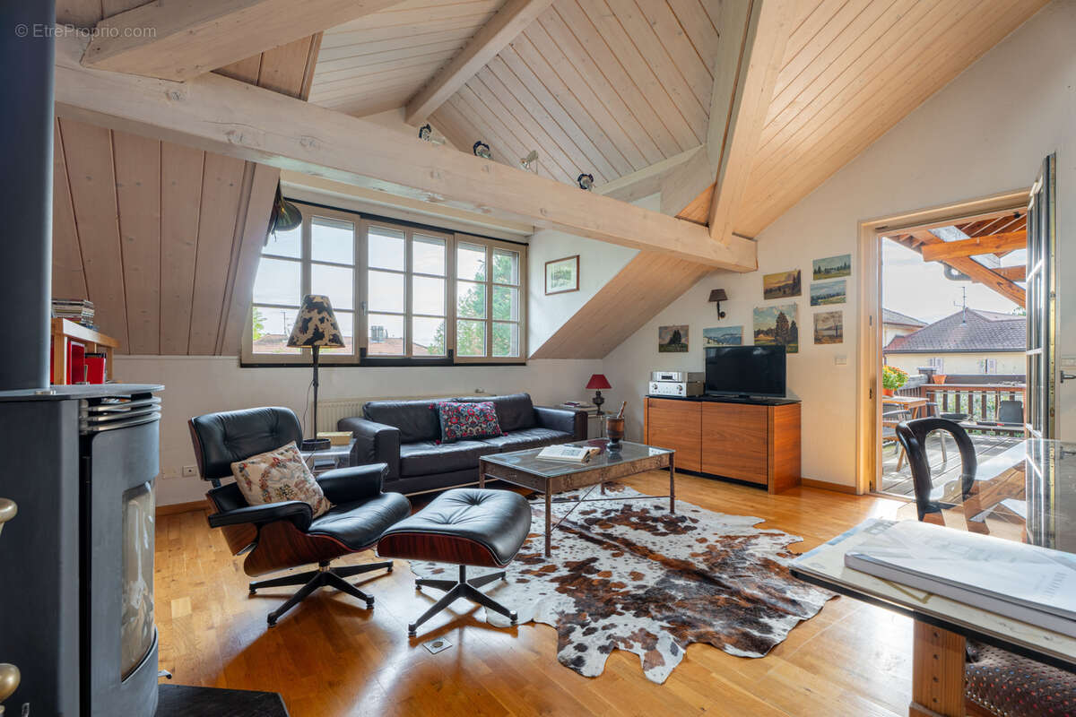 Appartement à FERNEY-VOLTAIRE