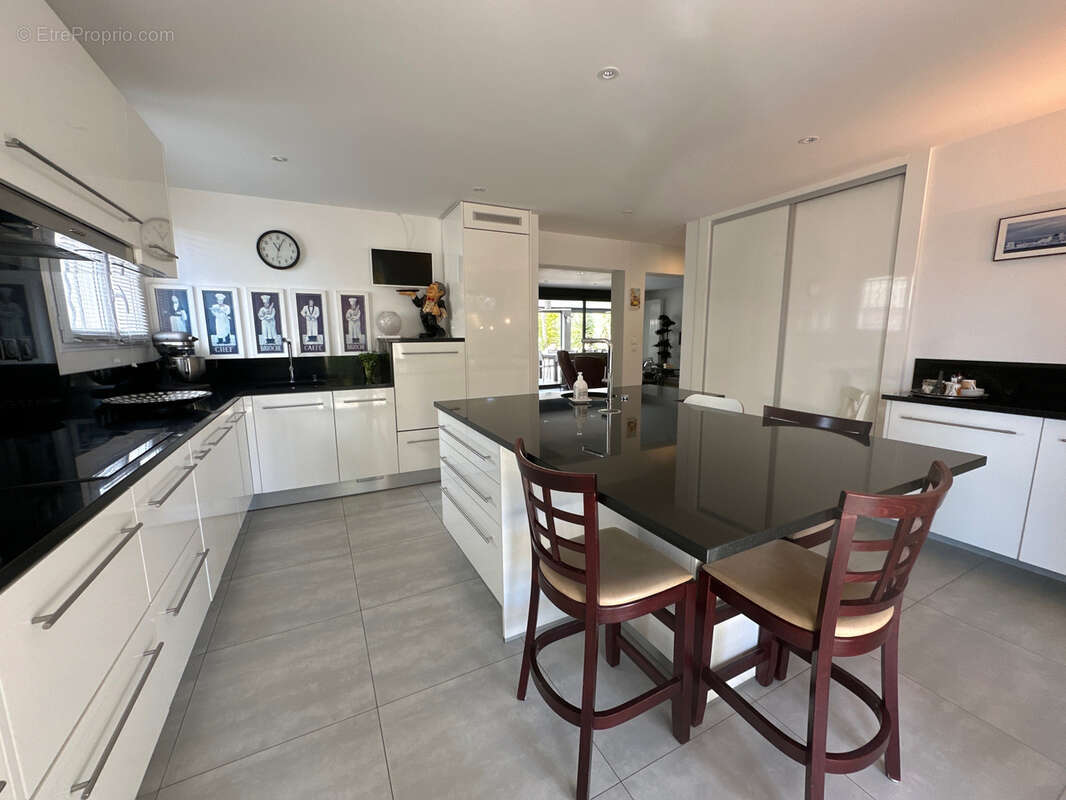 Maison à SAINT-LAURENT-D&#039;AIGOUZE