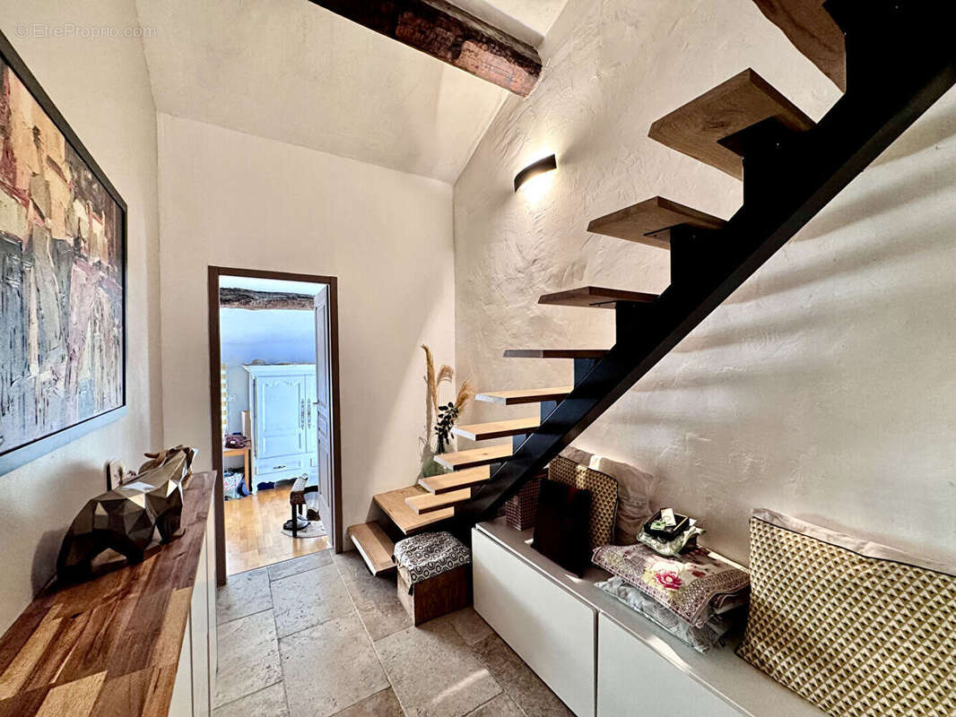 Maison à COURNONTERRAL