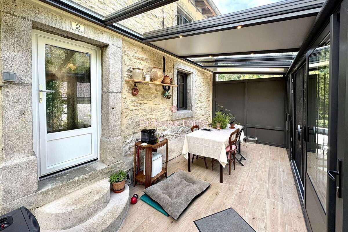 Maison 83 m² à Laprade  - photo 3