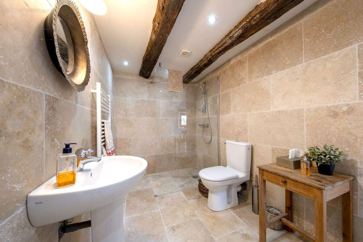 Maison de village d'exception, avec piscine à 5 min. de Cahuzac-sur-Vère - photo 17