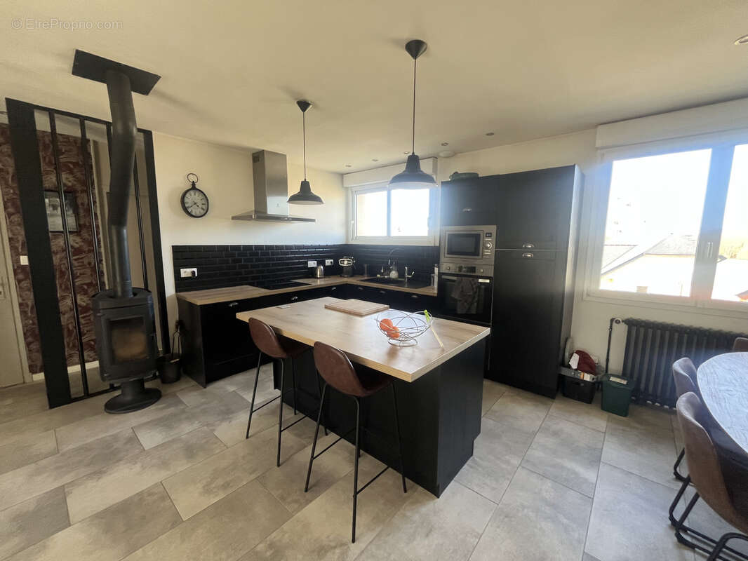 Maison à SAINT-PAIR-SUR-MER