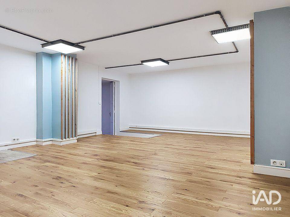 Photo 1 - Commerce à TOULON