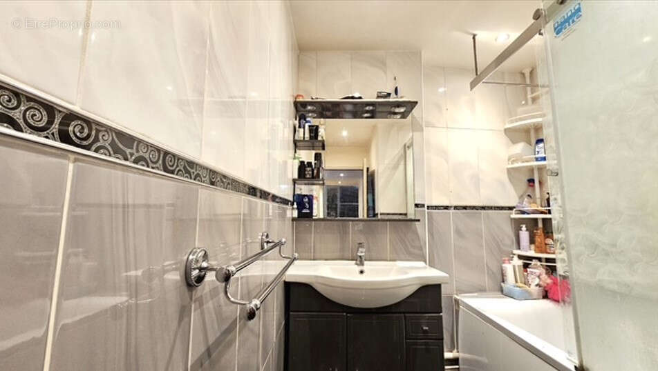 Appartement à FONTENAY-SOUS-BOIS