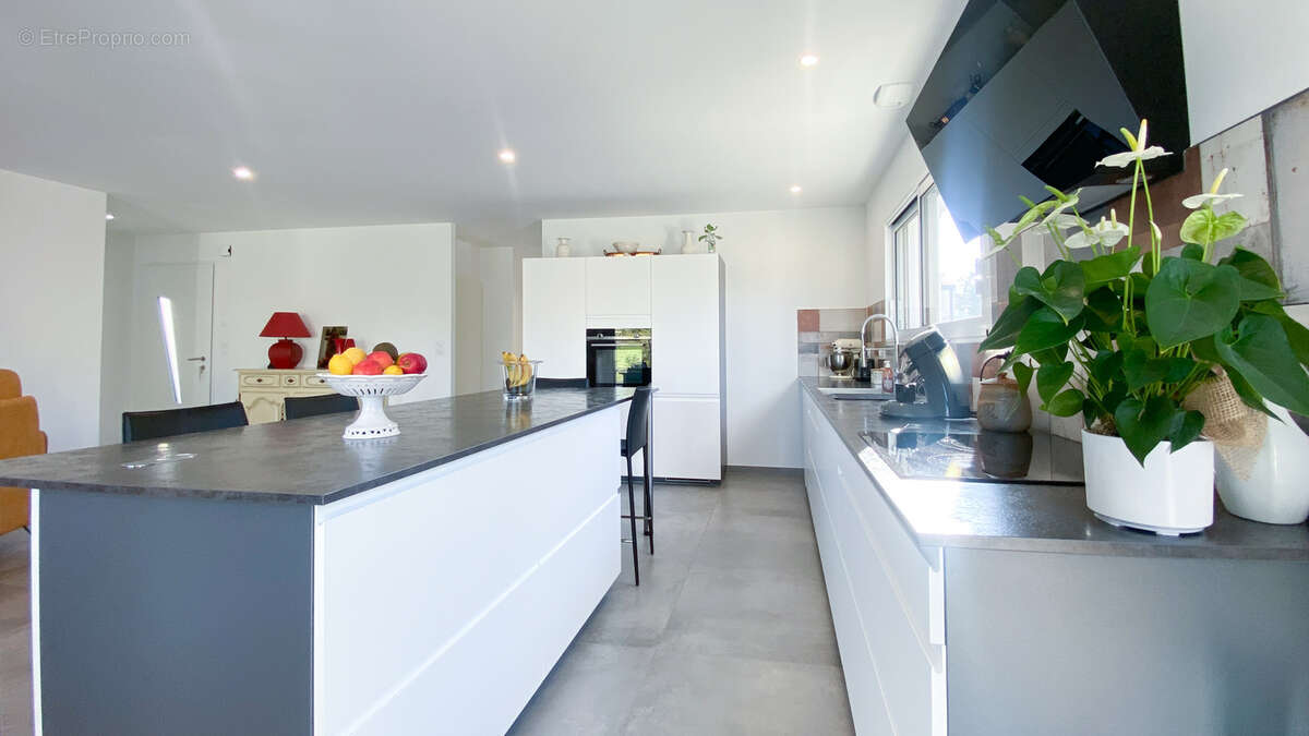 Maison à SAINT-VINCENT-SUR-JARD