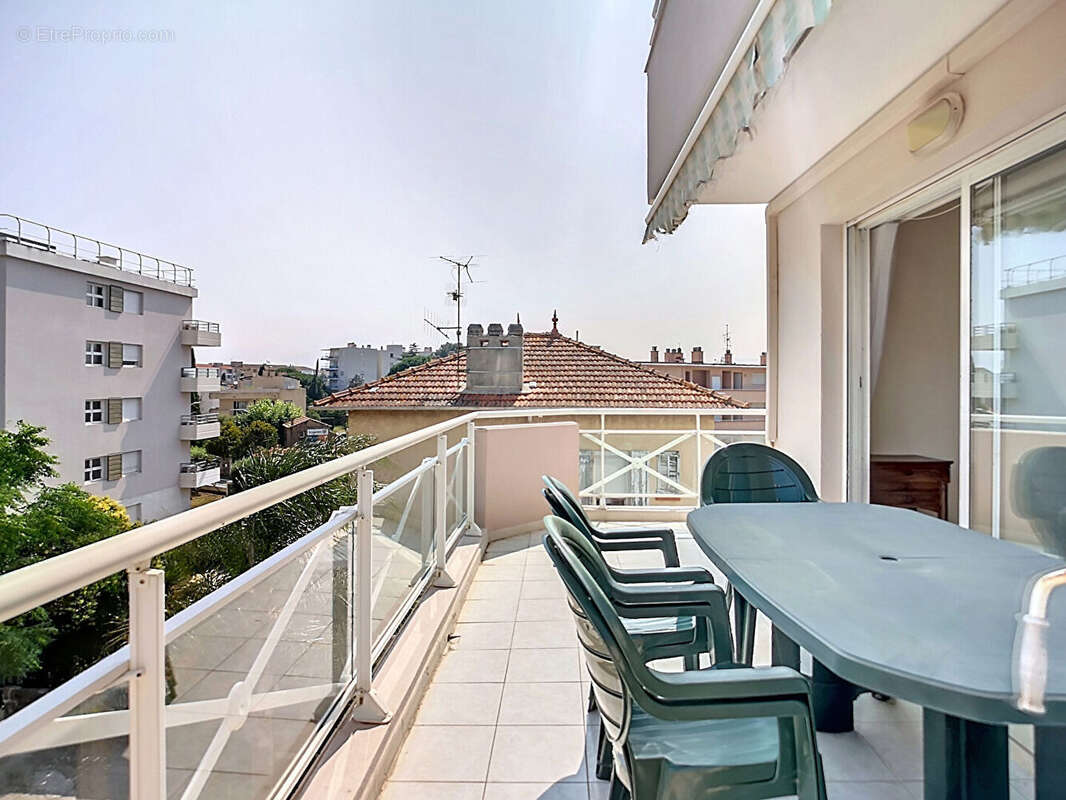 Appartement à SAINT-RAPHAEL