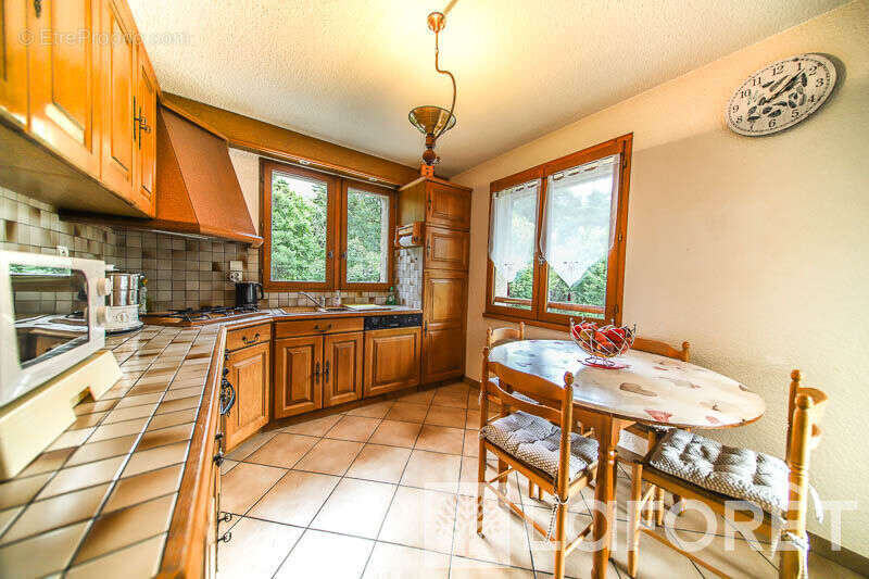 Maison à SAINT-SAUVEUR