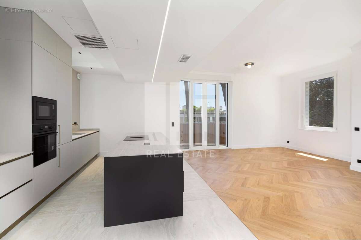 Appartement à LE CANNET