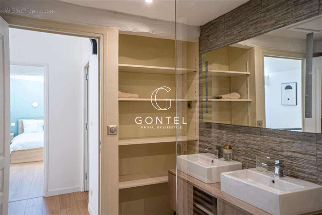 Appartement à SAINT-CYR-AU-MONT-D'OR